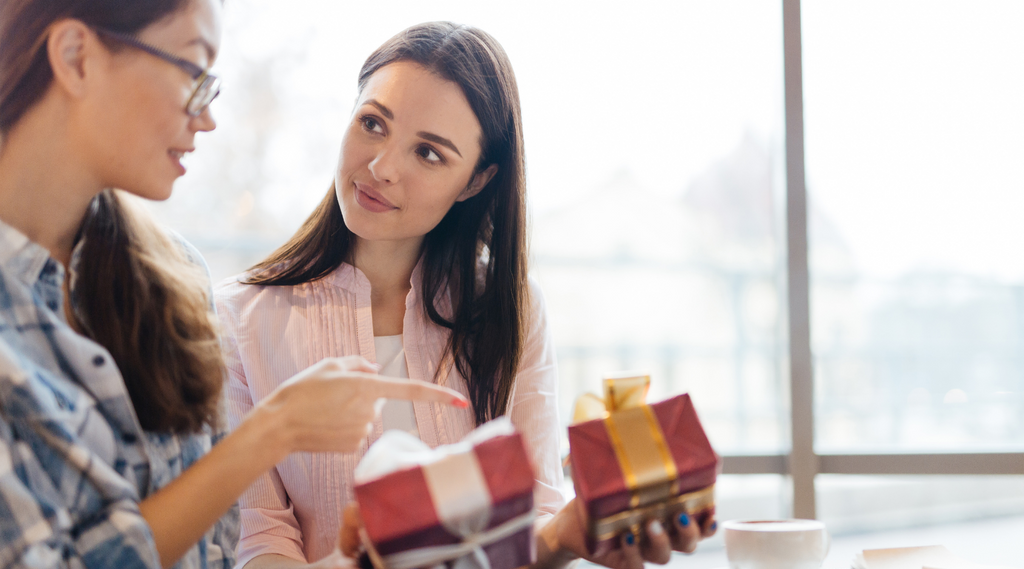 20+ Unusual Gift Ideas For Stressed Friend 3D Crystal Gift